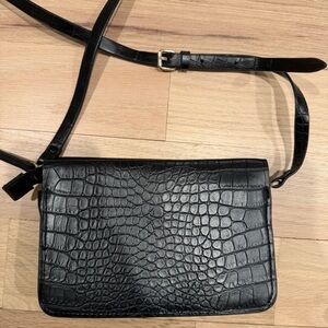 Black Crocodile Pattern Crossbody Bag